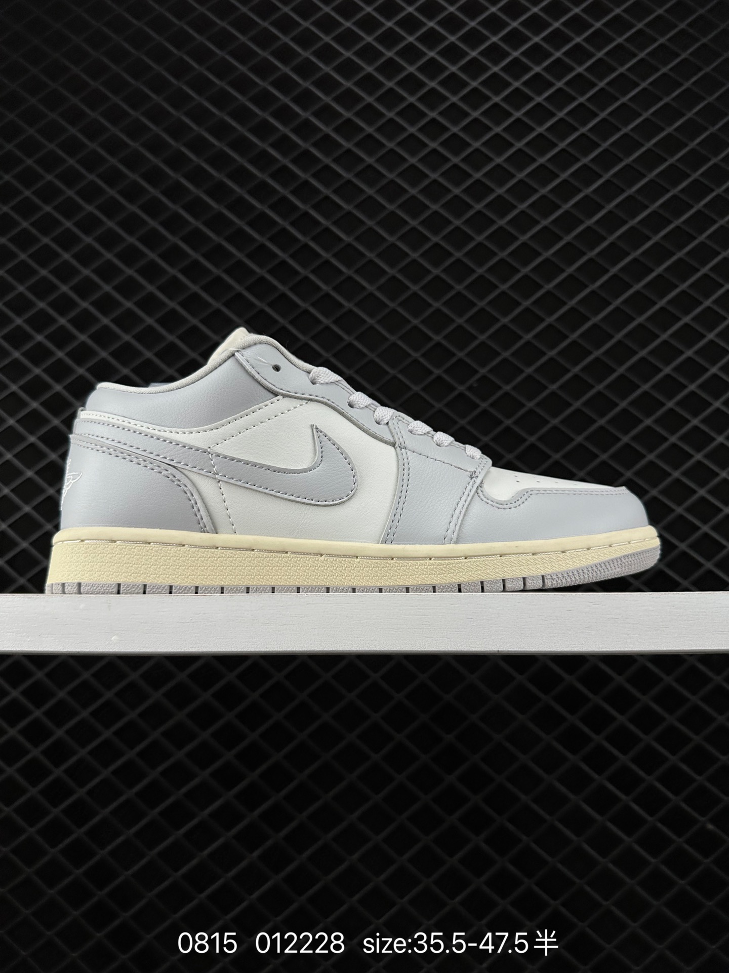 Air Jordan 1 Low AJ1